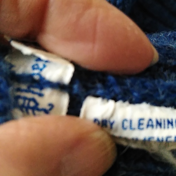 Continental Inc. Argyle Sweater - Picture 6 of 7